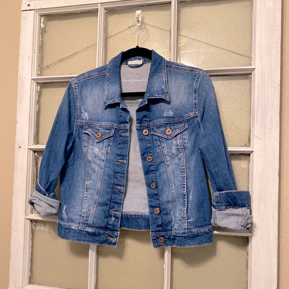 Mavi for A Pea in the Pod denim jacket